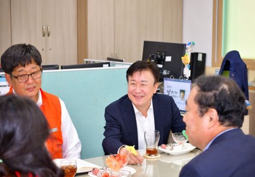 정기명 여수시장, 5월 가정의 달 맞아 복지시설 살펴