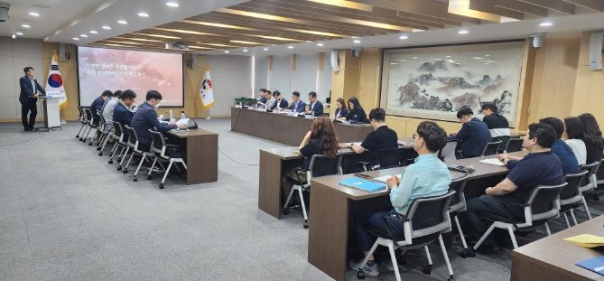 경남도, 항만물류 협회 초청 ‘신항만 경쟁력 강화’ 토론회 개최