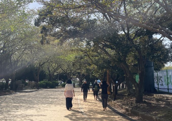 애향운동장 황톳길