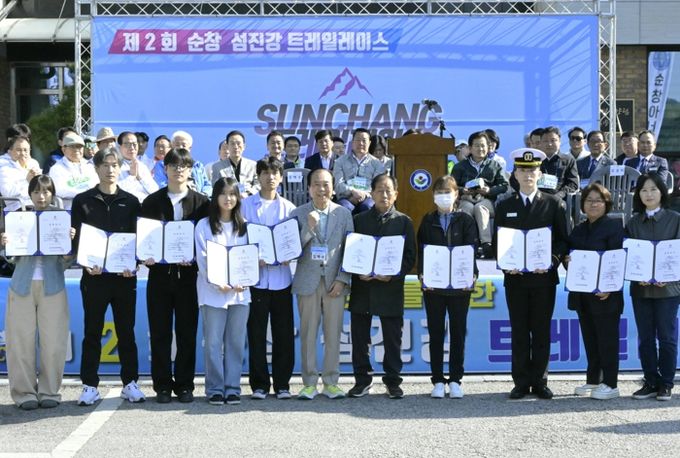 경초장학재단, 순창 출신 대학 신입생에 장학금 1천만 원 지원